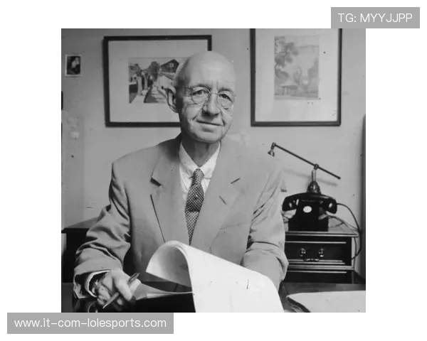 90年代美国足球明星回顾：传奇球员与黄金时代的崛起