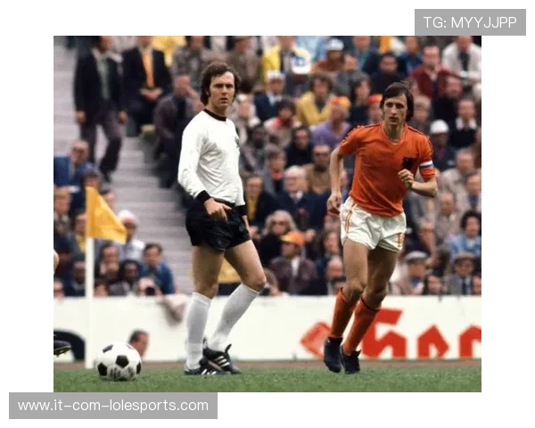 七月七日出生的足球球星们：他们的传奇与成就再探