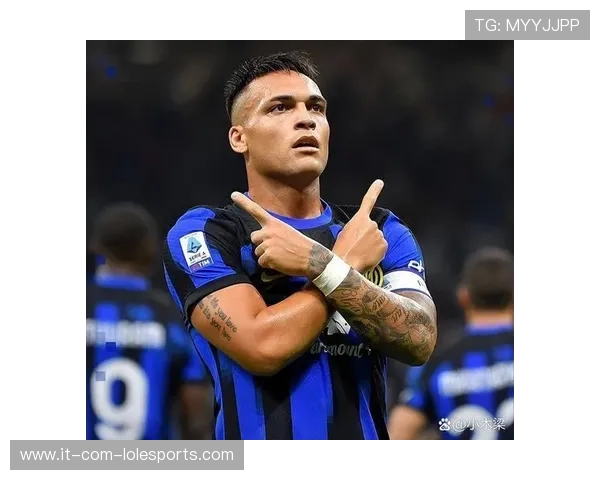 十月出生的足球巨星盘点 揭秘他们的传奇与成就