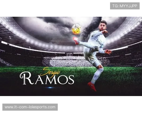 四大足球巨星高清帅气照片欣赏 顶级球场偶像魅力全景展现