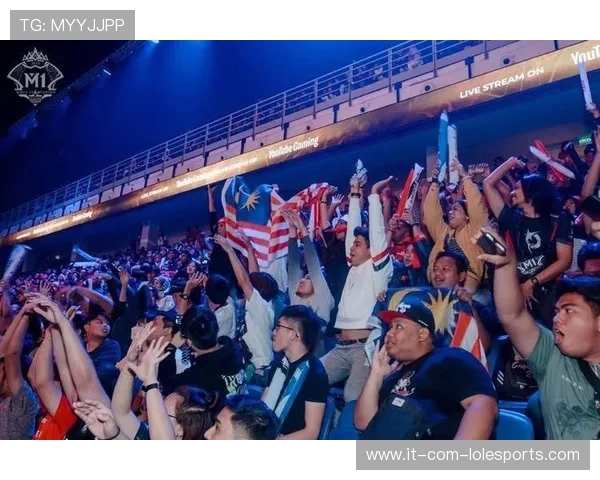 武汉全明星足球赛星光璀璨 球员们激烈对决展现无尽魅力